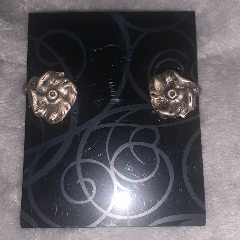 Vintage Sterling Silver Art Nouveau Patina Flower Screw back Earrings
